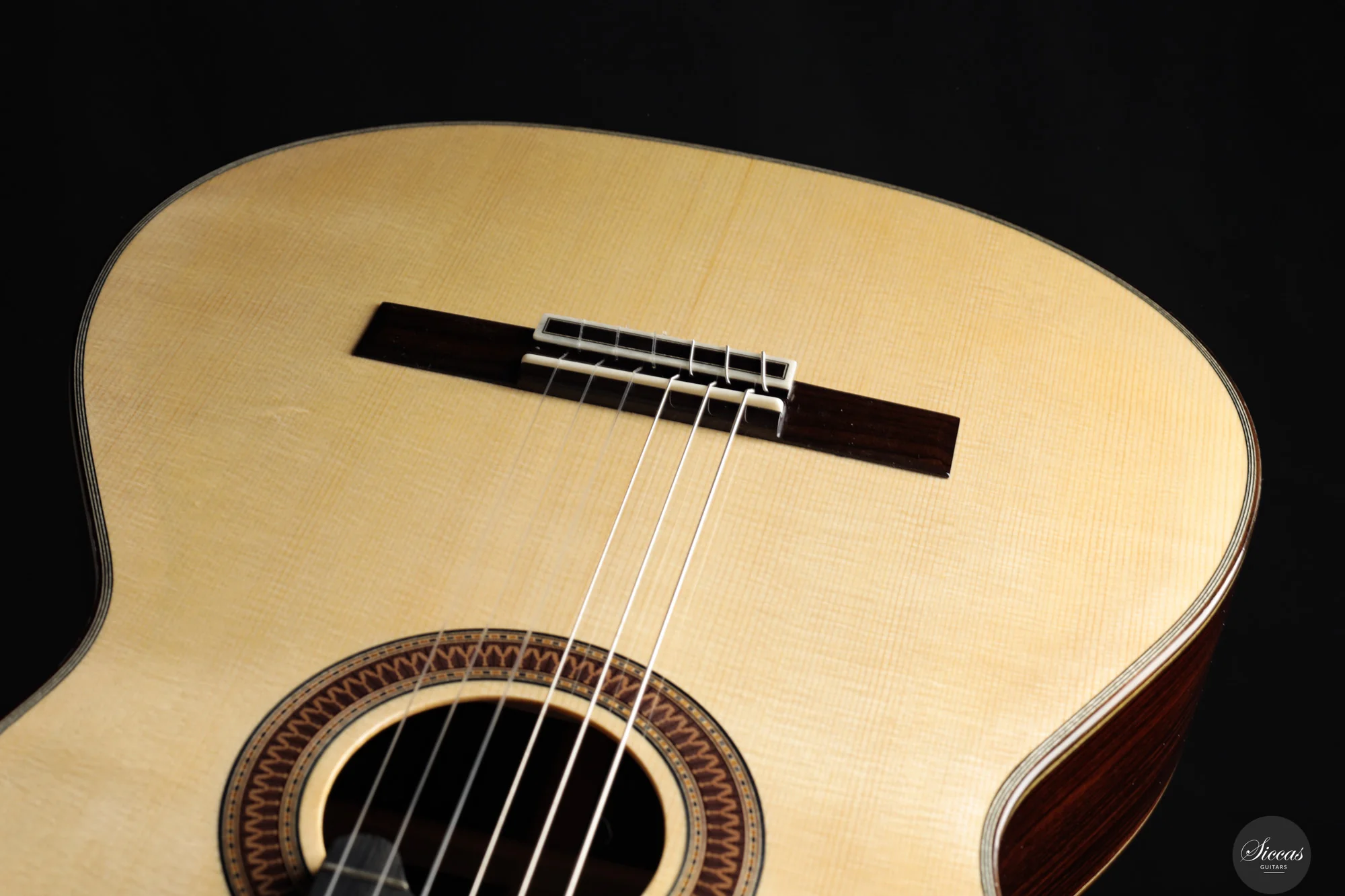 Siccas Luthiers - Recital Contemporary Doubletop Lattice Spruce - Image 8